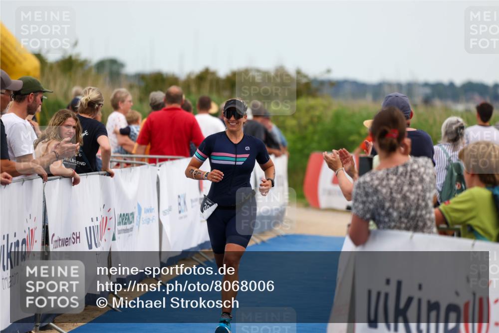 22.06.2025 - Viking Triathlon Michael Strokosch http://msf.ph/oto/8068006 22.06.2025 15:06:01 Ziel 301 meine-sportfotos.de