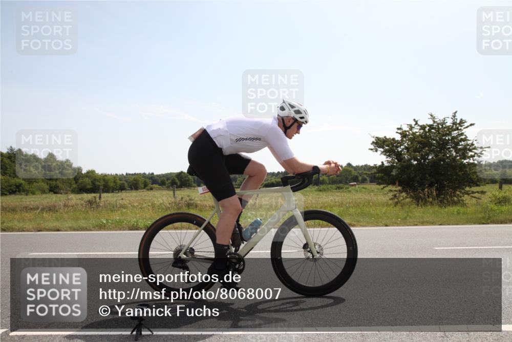 22.06.2025 - Viking Triathlon Yannick Fuchs http://msf.ph/oto/8068007 22.06.2025 11:24:02 Radfahren 474, 658 meine-sportfotos.de