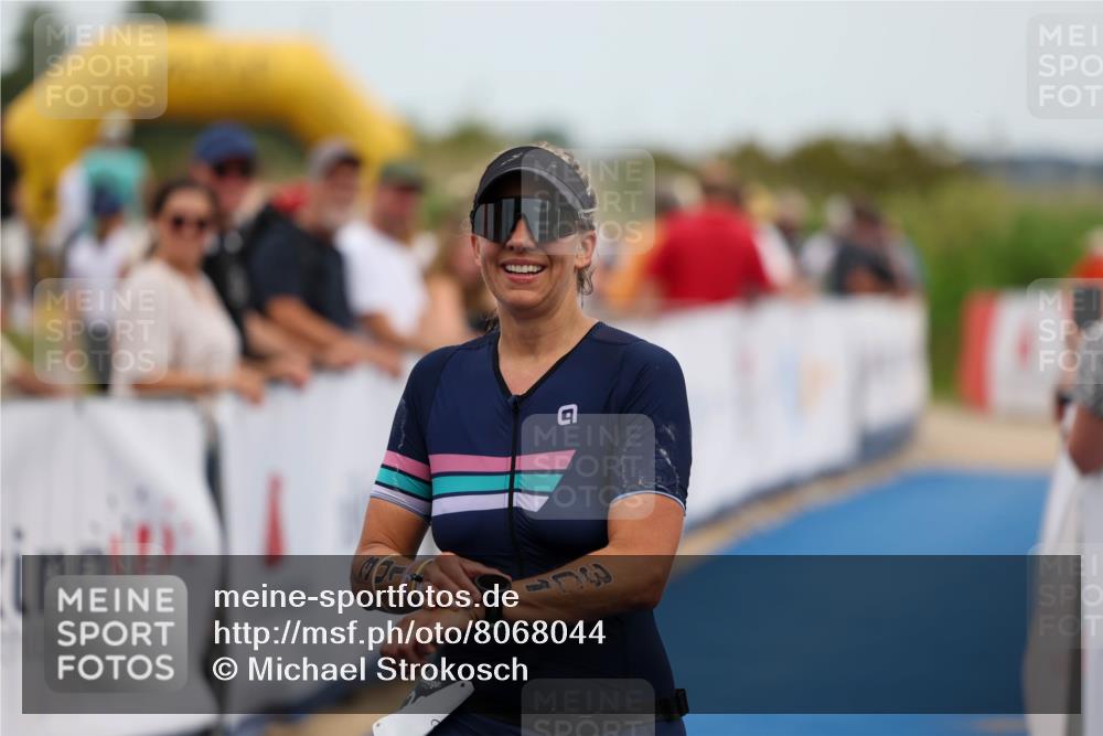 22.06.2025 - Viking Triathlon Michael Strokosch http://msf.ph/oto/8068044 22.06.2025 15:06:03 Ziel 301 meine-sportfotos.de