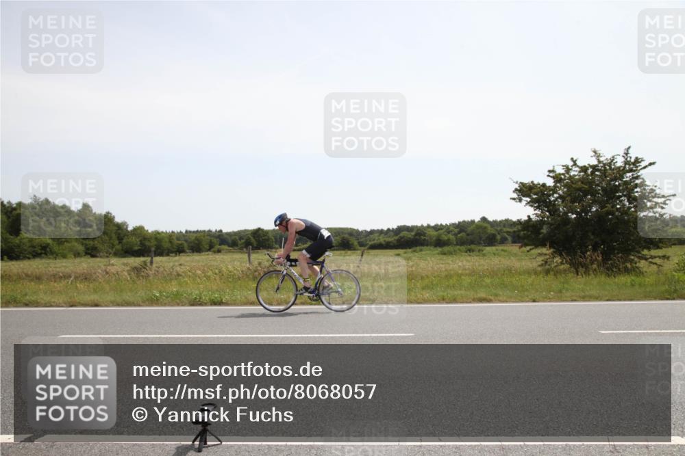22.06.2025 - Viking Triathlon Yannick Fuchs http://msf.ph/oto/8068057 22.06.2025 11:59:39 Radfahren 2, 55, 196, 346, 480, 661 meine-sportfotos.de