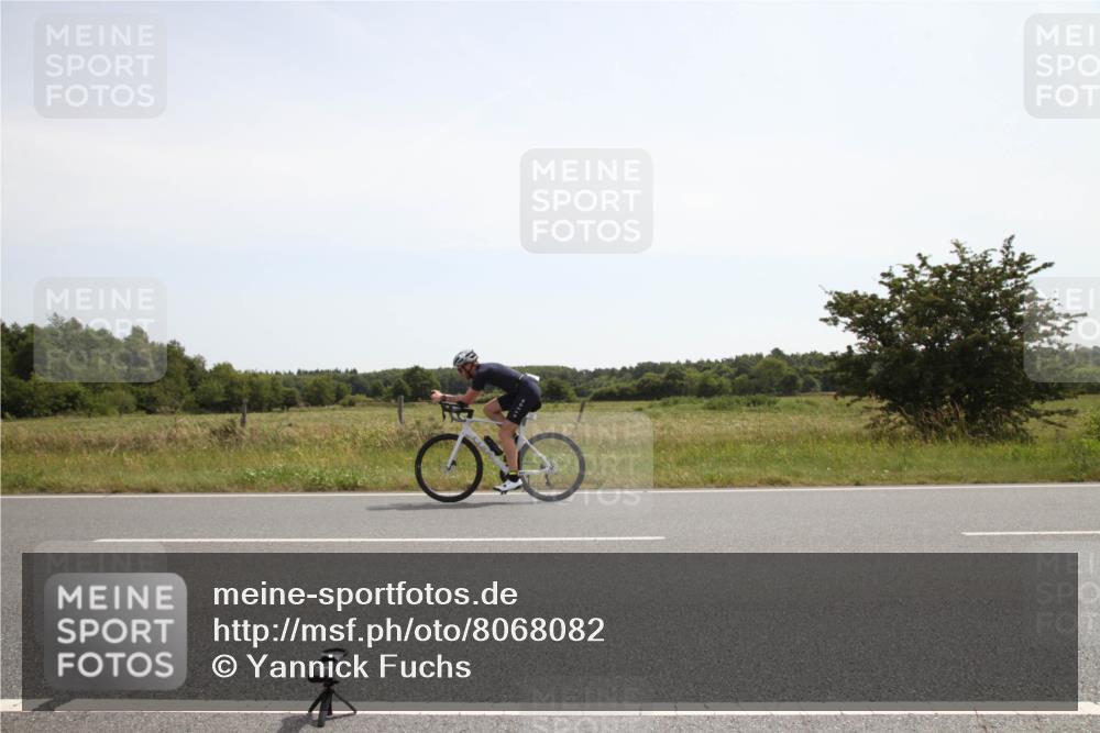 22.06.2025 - Viking Triathlon Yannick Fuchs http://msf.ph/oto/8068082 22.06.2025 11:59:49 Radfahren 124, 207, 225 meine-sportfotos.de