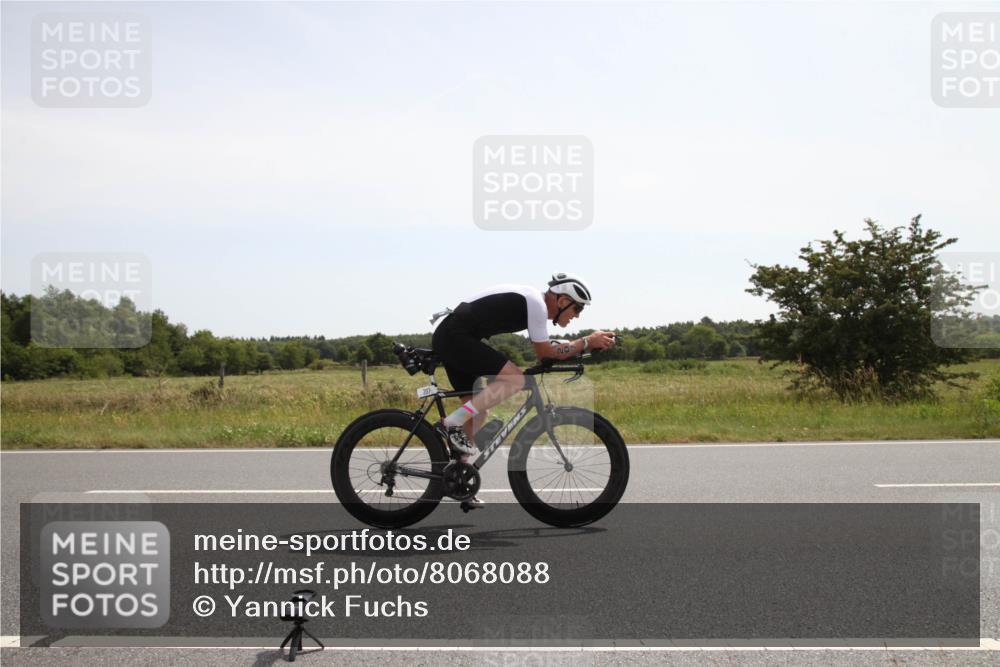 22.06.2025 - Viking Triathlon Yannick Fuchs http://msf.ph/oto/8068088 22.06.2025 11:59:51 Radfahren 207, 223, 225, 230 meine-sportfotos.de