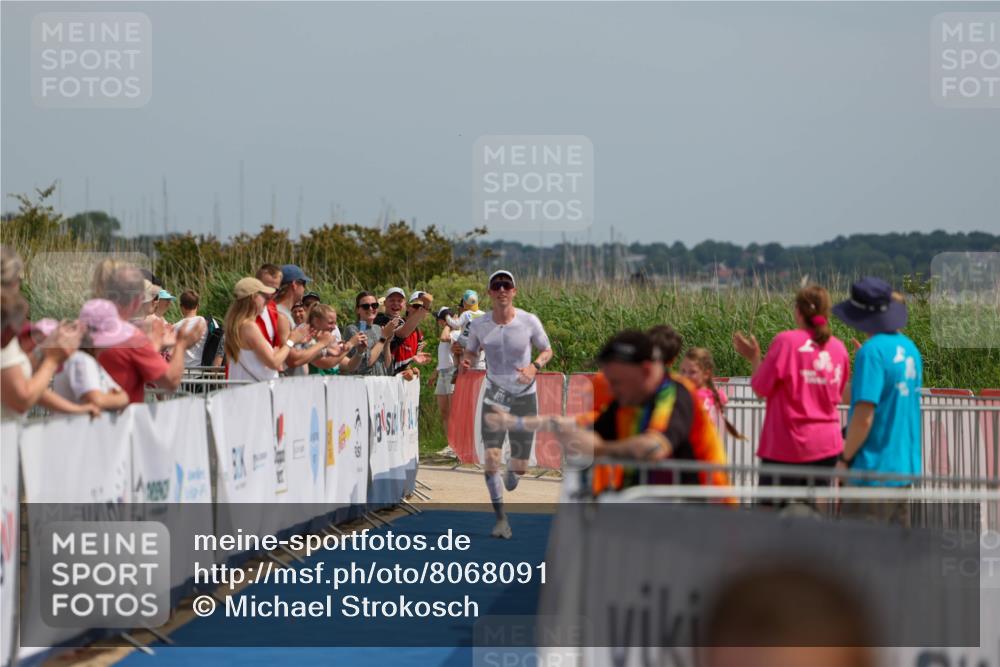 22.06.2025 - Viking Triathlon Michael Strokosch http://msf.ph/oto/8068091 22.06.2025 14:20:02 Ziel 401 meine-sportfotos.de