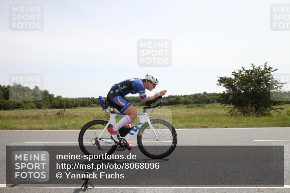 22.06.2025 - Viking Triathlon Yannick Fuchs http://msf.ph/oto/8068096 22.06.2025 11:59:53 Radfahren 207, 223, 230 meine-sportfotos.de