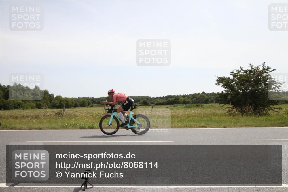 22.06.2025 - Viking Triathlon Yannick Fuchs http://msf.ph/oto/8068114 22.06.2025 12:00:05 Radfahren 64, 103 meine-sportfotos.de