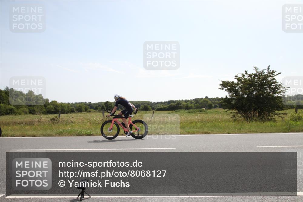 22.06.2025 - Viking Triathlon Yannick Fuchs http://msf.ph/oto/8068127 22.06.2025 11:24:39 Radfahren 10, 526 meine-sportfotos.de