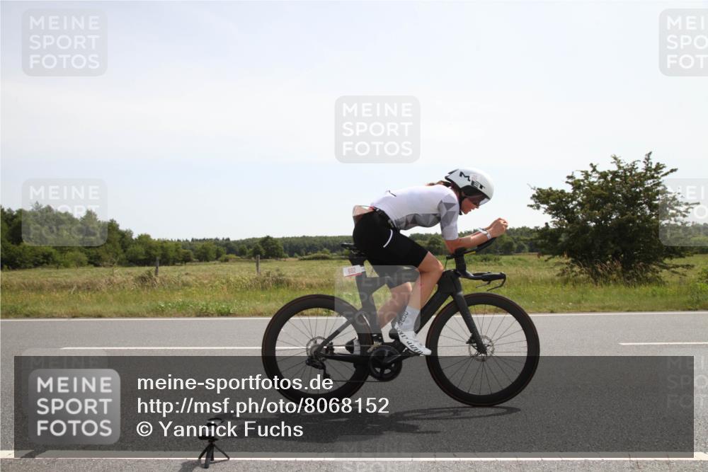 22.06.2025 - Viking Triathlon Yannick Fuchs http://msf.ph/oto/8068152 22.06.2025 12:00:30 Radfahren 489, 602 meine-sportfotos.de
