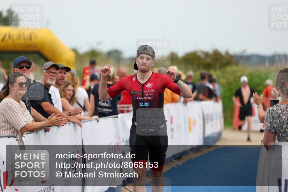 22.06.2025 - Viking Triathlon Michael Strokosch http://msf.ph/oto/8068153 22.06.2025 15:07:00 Ziel 429 meine-sportfotos.de