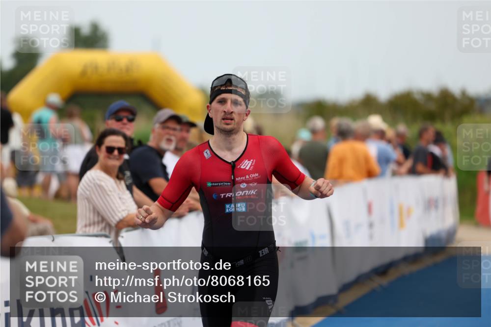 22.06.2025 - Viking Triathlon Michael Strokosch http://msf.ph/oto/8068165 22.06.2025 15:07:01 Ziel 429 meine-sportfotos.de