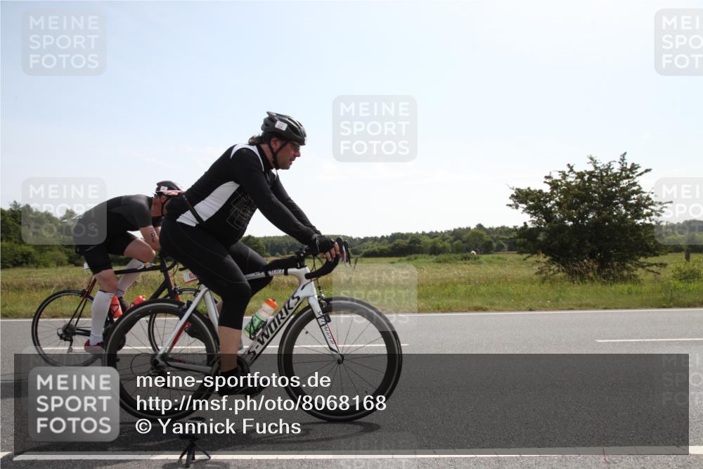 22.06.2025 - Viking Triathlon Yannick Fuchs http://msf.ph/oto/8068168 22.06.2025 11:25:03 Radfahren 77, 85, 114, 215, 306, 548, 626 meine-sportfotos.de