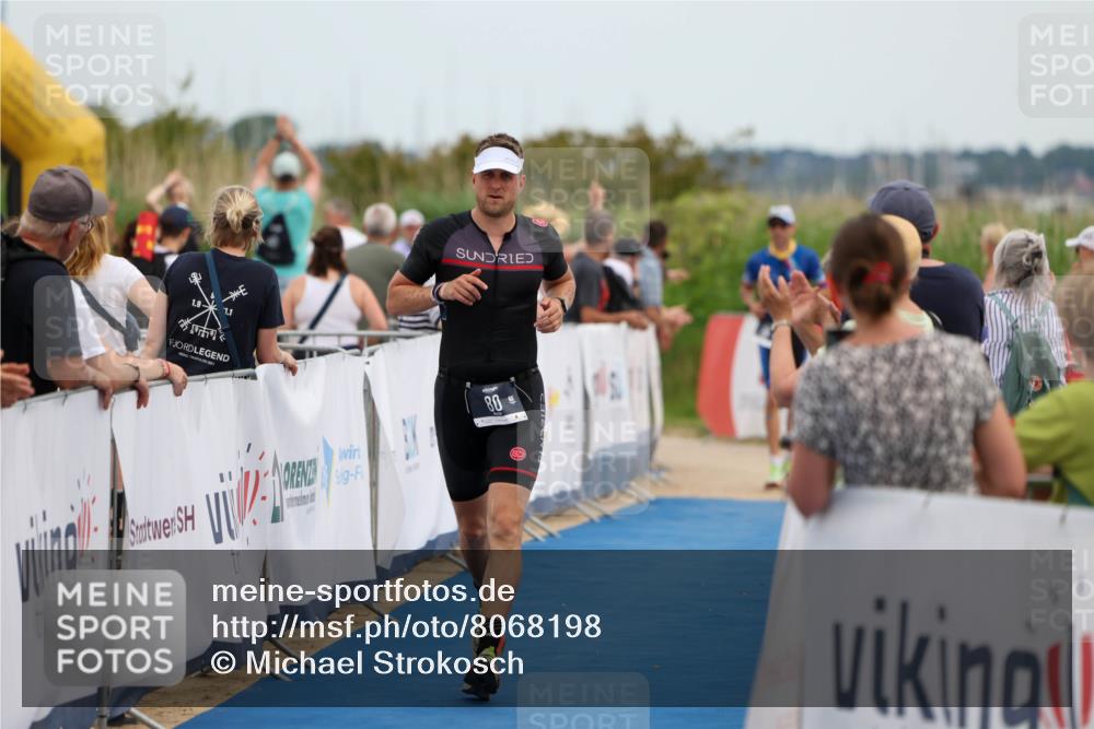 22.06.2025 - Viking Triathlon Michael Strokosch http://msf.ph/oto/8068198 22.06.2025 15:07:25 Ziel 80 meine-sportfotos.de