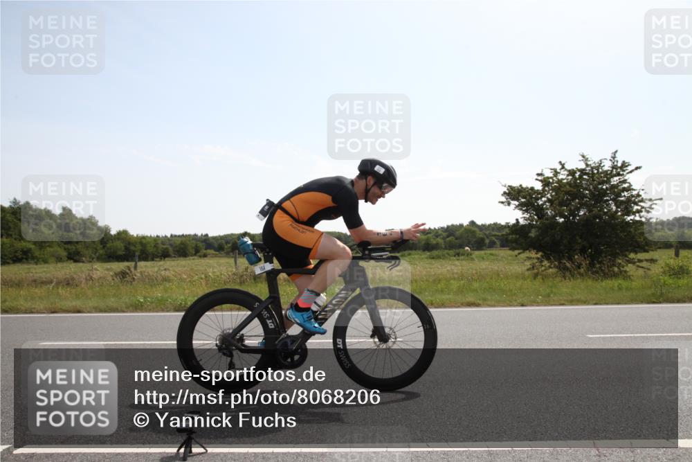 22.06.2025 - Viking Triathlon Yannick Fuchs http://msf.ph/oto/8068206 22.06.2025 11:25:12 Radfahren 164, 482 meine-sportfotos.de