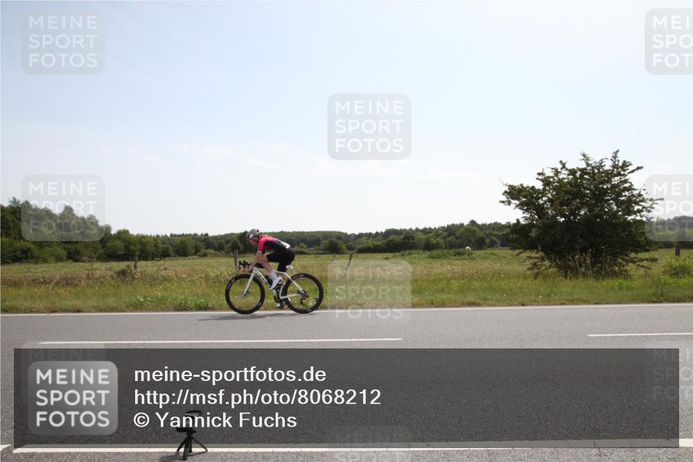 22.06.2025 - Viking Triathlon Yannick Fuchs http://msf.ph/oto/8068212 22.06.2025 11:25:20 Radfahren 472 meine-sportfotos.de