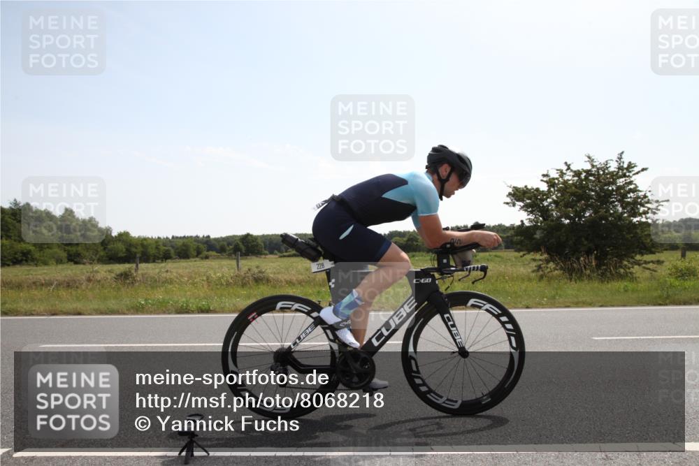 22.06.2025 - Viking Triathlon Yannick Fuchs http://msf.ph/oto/8068218 22.06.2025 11:25:28 Radfahren 90, 185, 198, 228, 384, 390 meine-sportfotos.de
