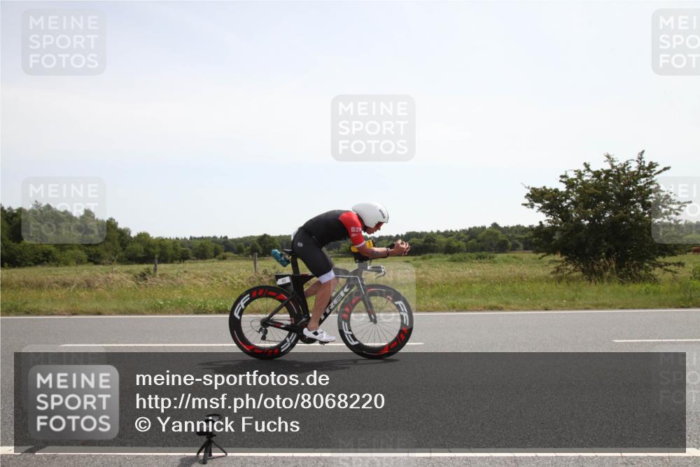 22.06.2025 - Viking Triathlon Yannick Fuchs http://msf.ph/oto/8068220 22.06.2025 12:01:21 Radfahren 63, 246, 406, 467, 491 meine-sportfotos.de