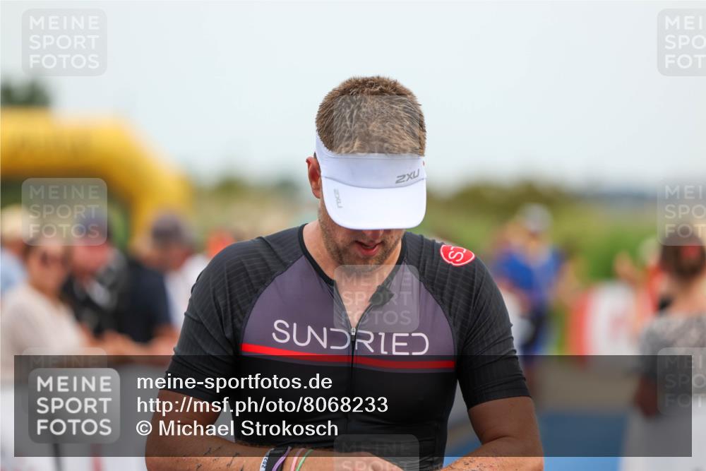 22.06.2025 - Viking Triathlon Michael Strokosch http://msf.ph/oto/8068233 22.06.2025 15:07:29 Ziel 80 meine-sportfotos.de