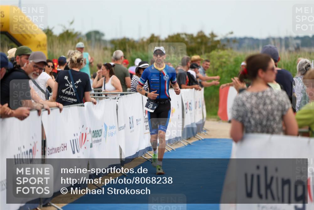 22.06.2025 - Viking Triathlon Michael Strokosch http://msf.ph/oto/8068238 22.06.2025 15:07:32 Ziel 28, 80 meine-sportfotos.de