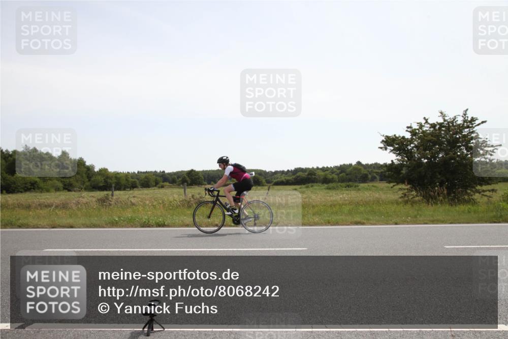 22.06.2025 - Viking Triathlon Yannick Fuchs http://msf.ph/oto/8068242 22.06.2025 12:01:35 Radfahren 16, 133, 213, 249 meine-sportfotos.de