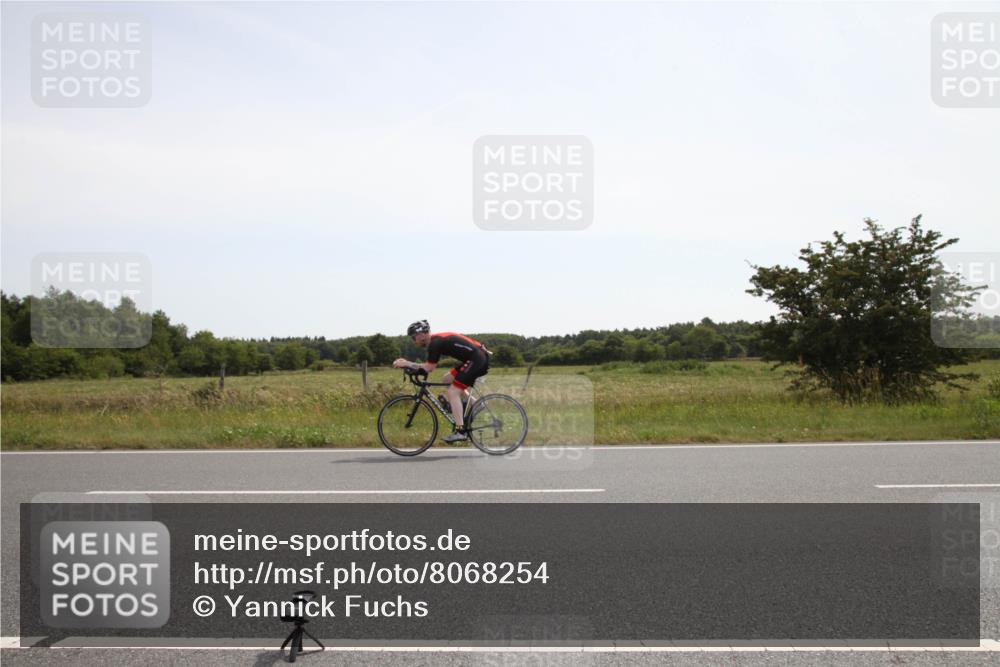 22.06.2025 - Viking Triathlon Yannick Fuchs http://msf.ph/oto/8068254 22.06.2025 12:01:37 Radfahren 16, 36, 133, 213, 249 meine-sportfotos.de