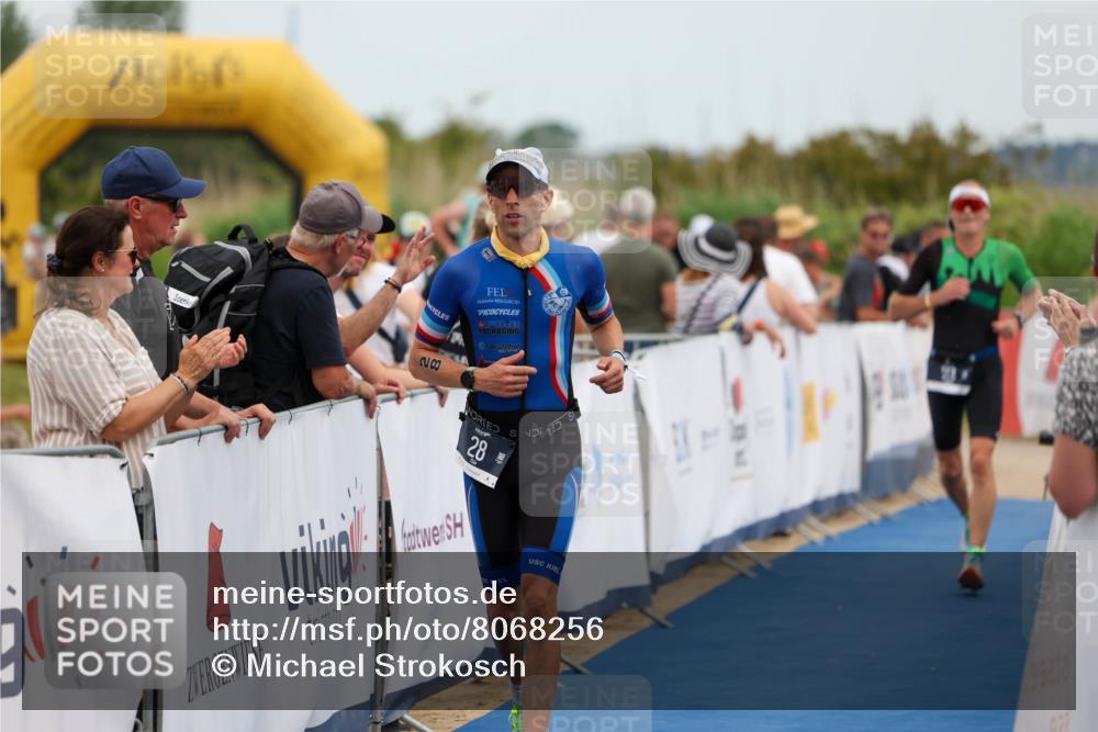 22.06.2025 - Viking Triathlon Michael Strokosch http://msf.ph/oto/8068256 22.06.2025 15:07:35 Ziel 28, 113 meine-sportfotos.de