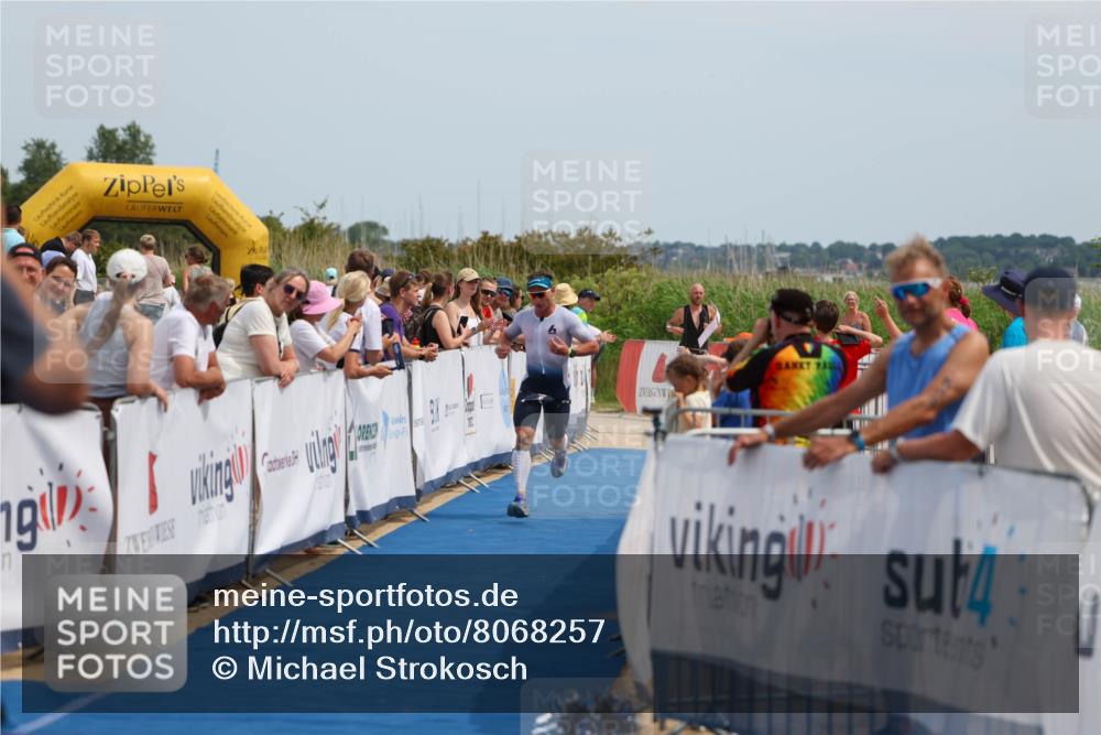 22.06.2025 - Viking Triathlon Michael Strokosch http://msf.ph/oto/8068257 22.06.2025 14:23:29 Ziel 6 meine-sportfotos.de