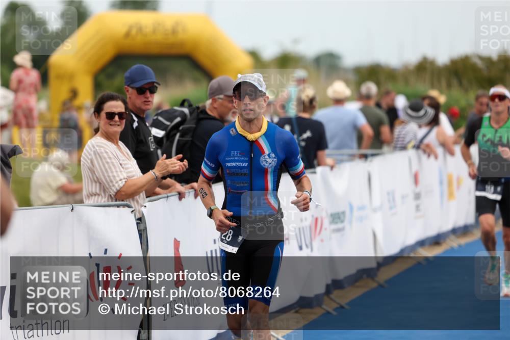 22.06.2025 - Viking Triathlon Michael Strokosch http://msf.ph/oto/8068264 22.06.2025 15:07:36 Ziel 28, 113 meine-sportfotos.de