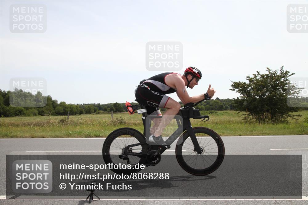 22.06.2025 - Viking Triathlon Yannick Fuchs http://msf.ph/oto/8068288 22.06.2025 12:02:08 Radfahren 62, 255, 349 meine-sportfotos.de