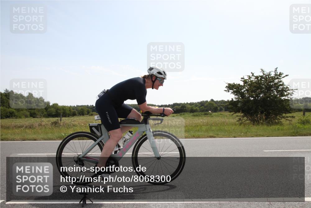 22.06.2025 - Viking Triathlon Yannick Fuchs http://msf.ph/oto/8068300 22.06.2025 11:25:54 Radfahren 295, 475 meine-sportfotos.de