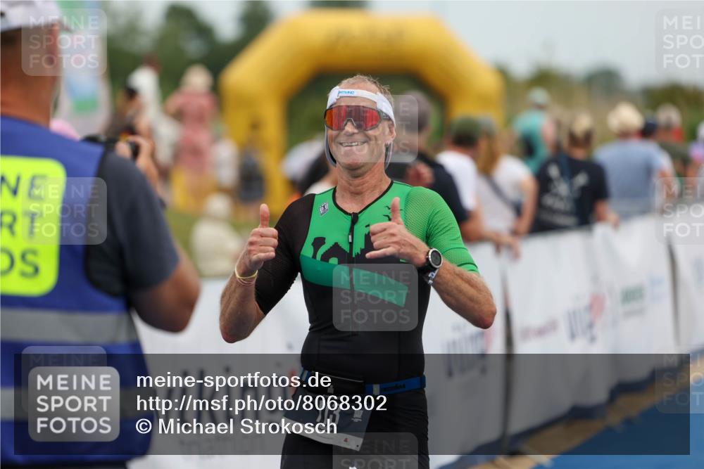 22.06.2025 - Viking Triathlon Michael Strokosch http://msf.ph/oto/8068302 22.06.2025 15:07:40 Ziel 28, 113 meine-sportfotos.de