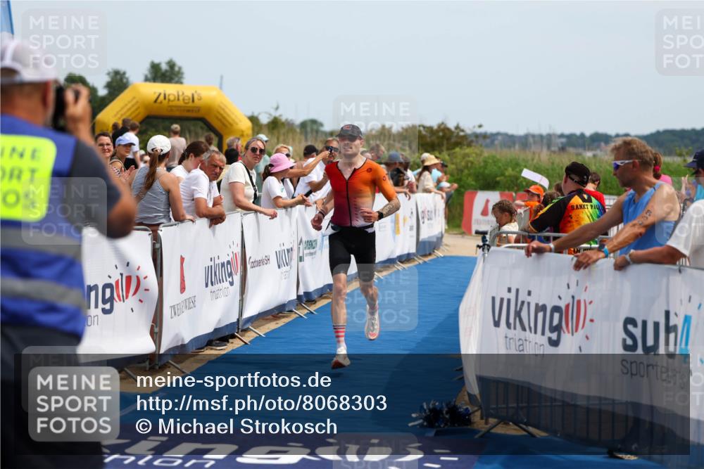 22.06.2025 - Viking Triathlon Michael Strokosch http://msf.ph/oto/8068303 22.06.2025 14:23:51 Ziel 33 meine-sportfotos.de