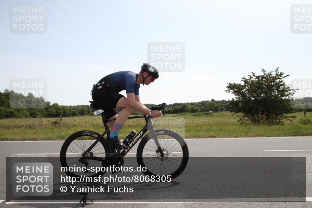 22.06.2025 - Viking Triathlon Yannick Fuchs http://msf.ph/oto/8068305 22.06.2025 11:25:58 Radfahren 325, 344, 451, 475, 499 meine-sportfotos.de