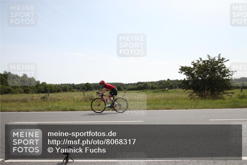 22.06.2025 - Viking Triathlon Yannick Fuchs http://msf.ph/oto/8068317 22.06.2025 11:26:01 Radfahren 117, 325, 344, 451, 499 meine-sportfotos.de