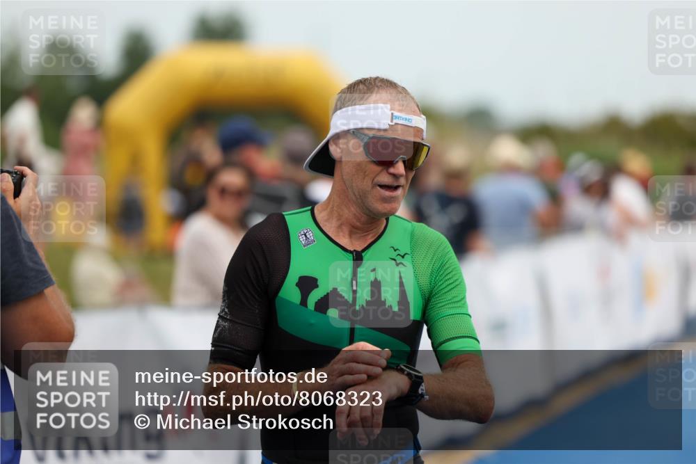 22.06.2025 - Viking Triathlon Michael Strokosch http://msf.ph/oto/8068323 22.06.2025 15:07:42 Ziel 28, 113 meine-sportfotos.de