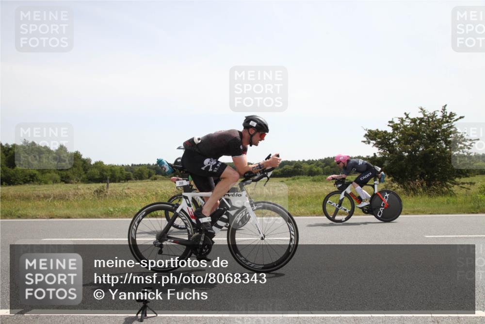 22.06.2025 - Viking Triathlon Yannick Fuchs http://msf.ph/oto/8068343 22.06.2025 12:02:29 Radfahren 51, 90, 198, 384, 388, 401, 423, 526, 534, 642 meine-sportfotos.de