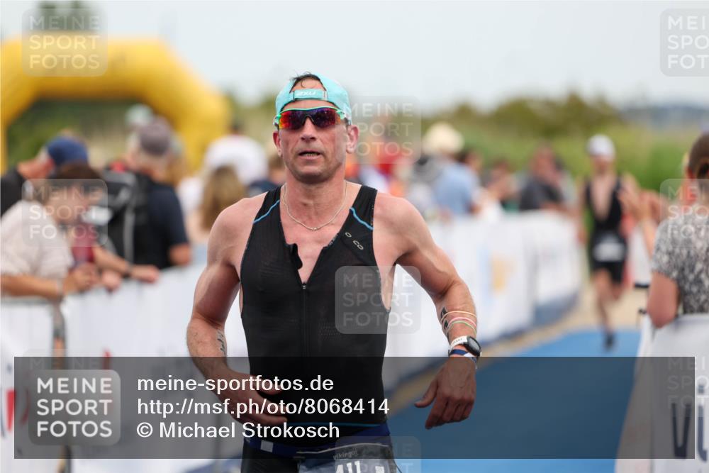 22.06.2025 - Viking Triathlon Michael Strokosch http://msf.ph/oto/8068414 22.06.2025 15:08:25 Ziel 265, 411 meine-sportfotos.de