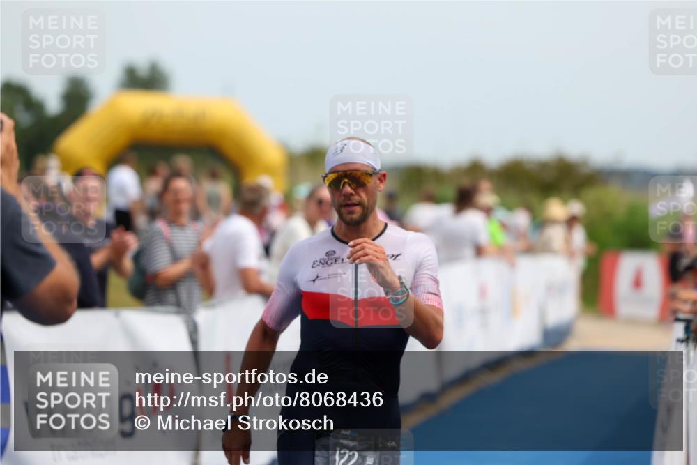 22.06.2025 - Viking Triathlon Michael Strokosch http://msf.ph/oto/8068436 22.06.2025 14:26:25 Ziel 122 meine-sportfotos.de