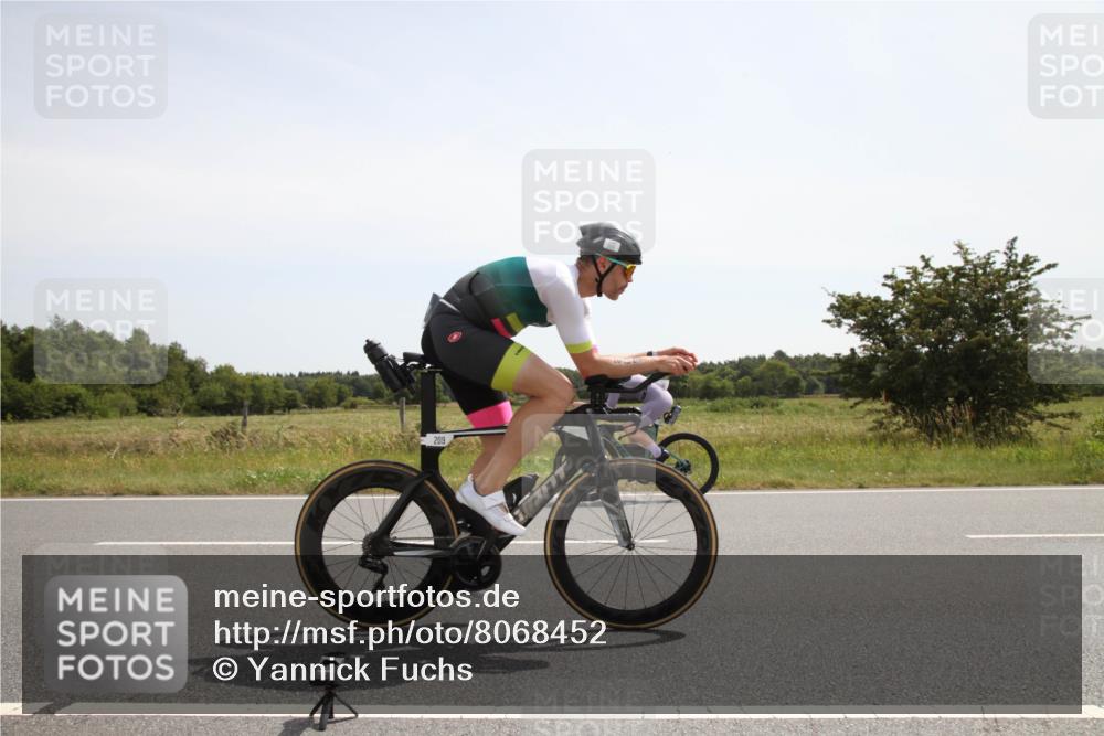 22.06.2025 - Viking Triathlon Yannick Fuchs http://msf.ph/oto/8068452 22.06.2025 12:02:45 Radfahren 18, 19, 40, 122, 187, 209, 316, 317, 374, 395, 428, 452, 506, 630 meine-sportfotos.de