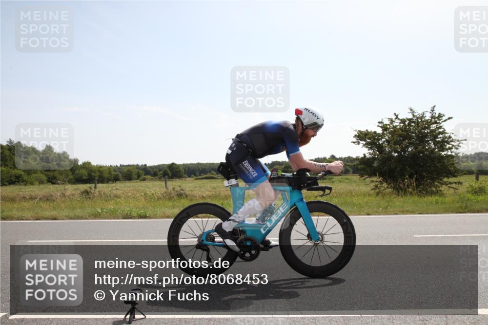 22.06.2025 - Viking Triathlon Yannick Fuchs http://msf.ph/oto/8068453 22.06.2025 11:27:14 Radfahren 253, 437 meine-sportfotos.de