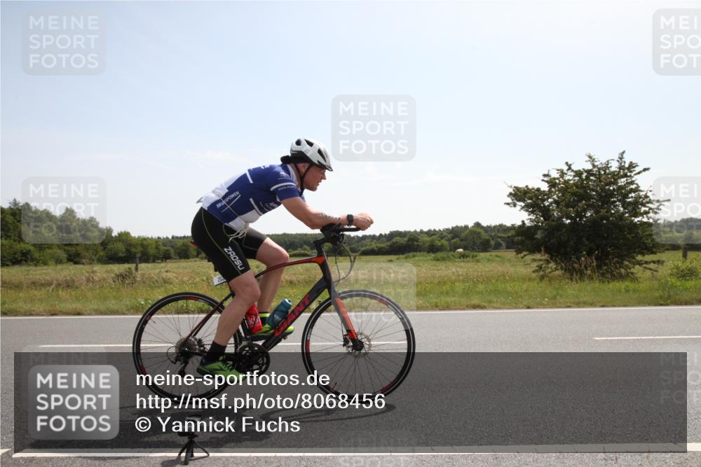 22.06.2025 - Viking Triathlon Yannick Fuchs http://msf.ph/oto/8068456 22.06.2025 11:27:15 Radfahren 253, 437, 529 meine-sportfotos.de