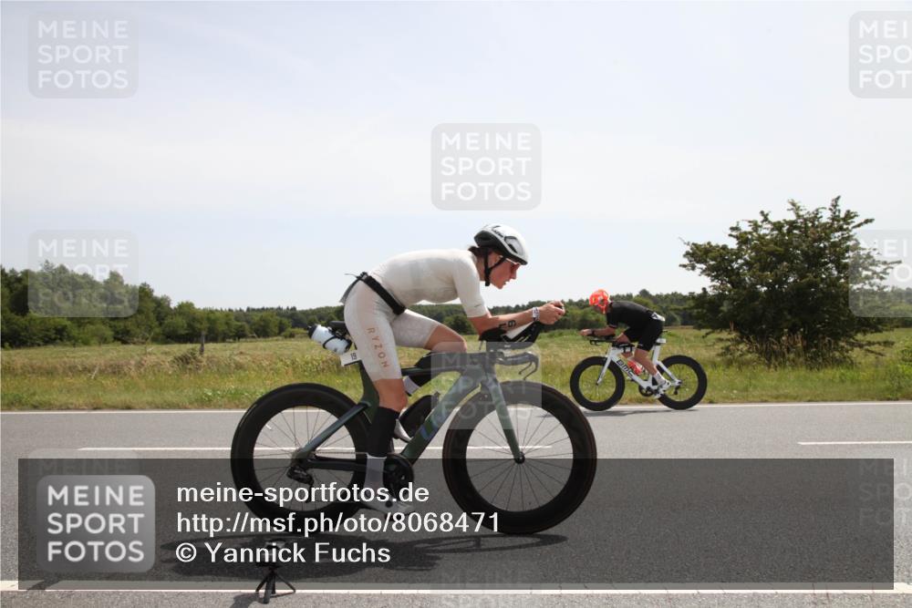 22.06.2025 - Viking Triathlon Yannick Fuchs http://msf.ph/oto/8068471 22.06.2025 12:02:48 Radfahren 19, 40, 122, 187, 209, 240, 244, 316, 377, 395, 428, 452, 506, 531 meine-sportfotos.de