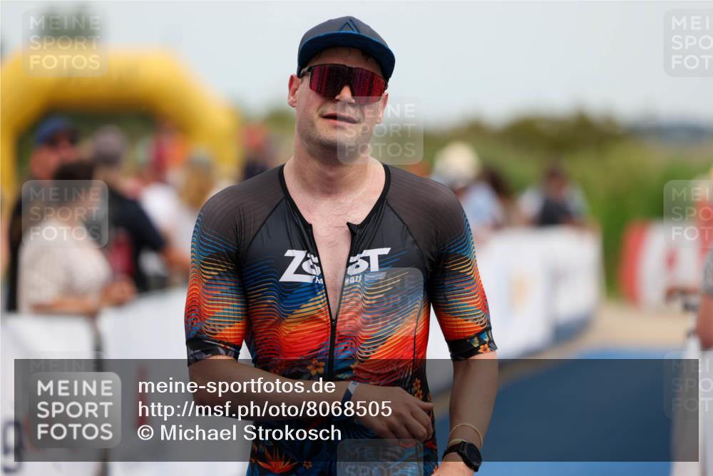 22.06.2025 - Viking Triathlon Michael Strokosch http://msf.ph/oto/8068505 22.06.2025 15:08:40 Ziel 355 meine-sportfotos.de