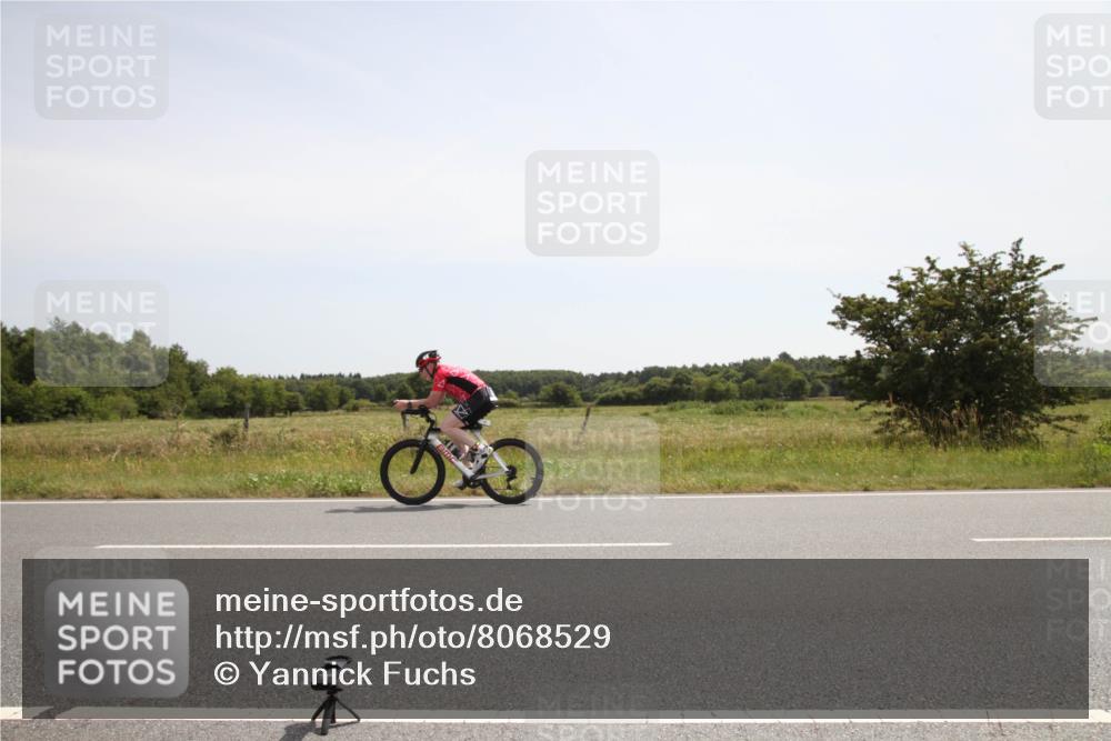 22.06.2025 - Viking Triathlon Yannick Fuchs http://msf.ph/oto/8068529 22.06.2025 12:03:00 Radfahren 39, 69 meine-sportfotos.de