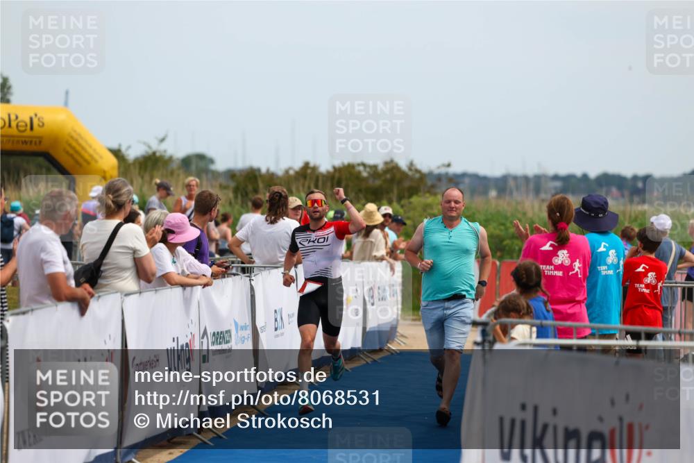 22.06.2025 - Viking Triathlon Michael Strokosch http://msf.ph/oto/8068531 22.06.2025 14:27:22 Ziel 652 meine-sportfotos.de