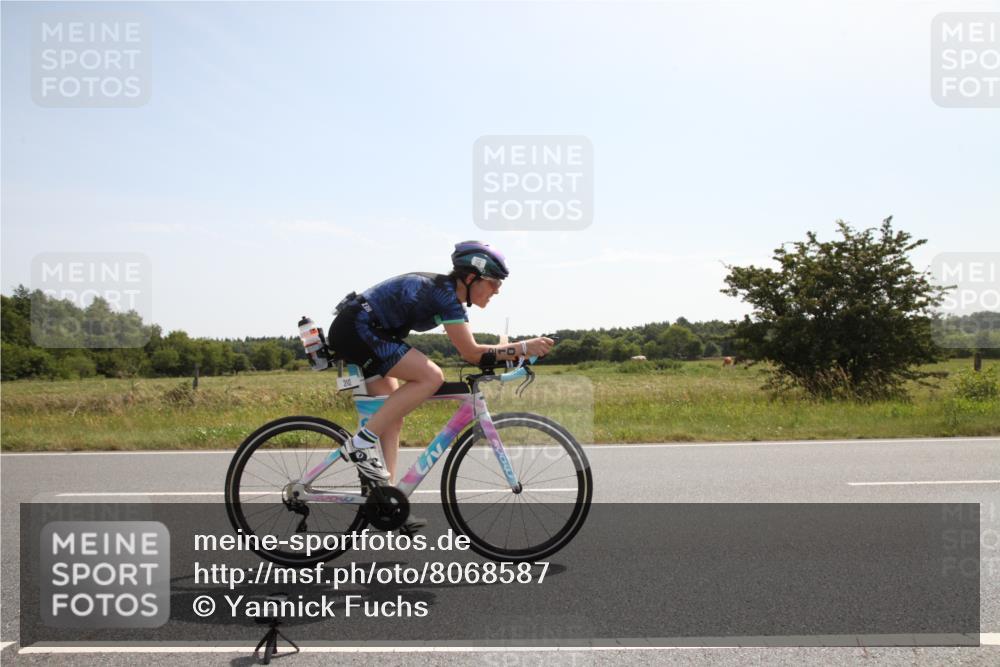 22.06.2025 - Viking Triathlon Yannick Fuchs http://msf.ph/oto/8068587 22.06.2025 11:28:20 Radfahren 210, 331 meine-sportfotos.de