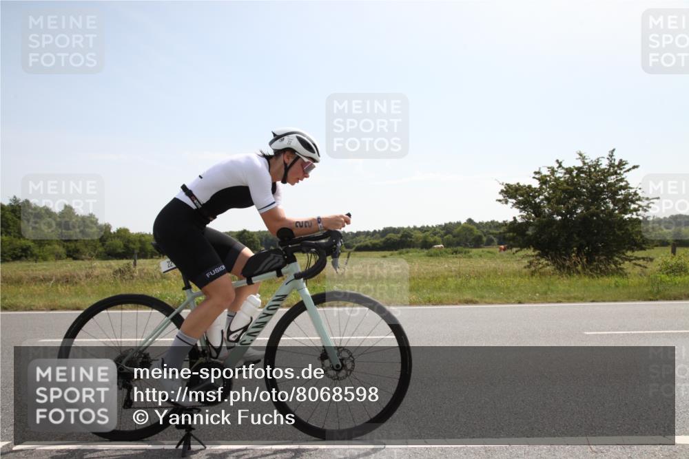 22.06.2025 - Viking Triathlon Yannick Fuchs http://msf.ph/oto/8068598 22.06.2025 11:28:27 Radfahren 22, 269 meine-sportfotos.de