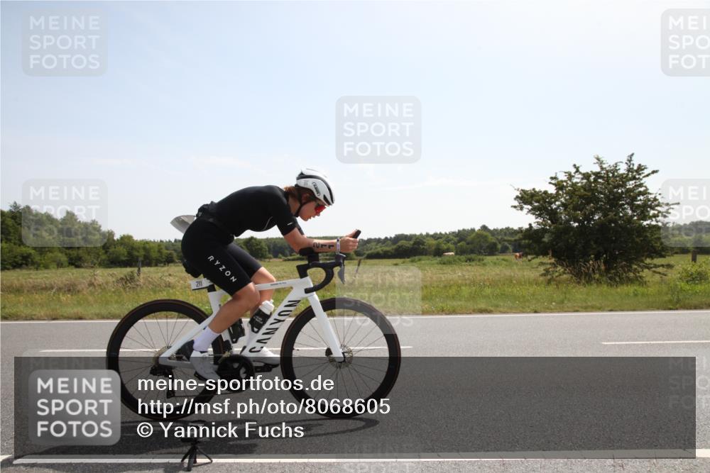 22.06.2025 - Viking Triathlon Yannick Fuchs http://msf.ph/oto/8068605 22.06.2025 11:28:31 Radfahren 22, 211 meine-sportfotos.de