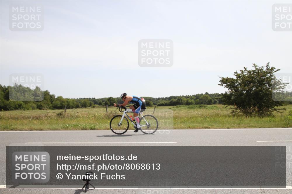 22.06.2025 - Viking Triathlon Yannick Fuchs http://msf.ph/oto/8068613 22.06.2025 12:03:30 Radfahren 619 meine-sportfotos.de