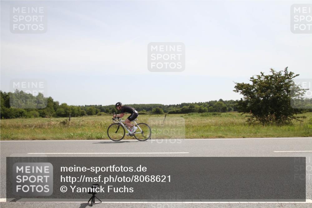 22.06.2025 - Viking Triathlon Yannick Fuchs http://msf.ph/oto/8068621 22.06.2025 12:03:37 Radfahren 285, 503 meine-sportfotos.de