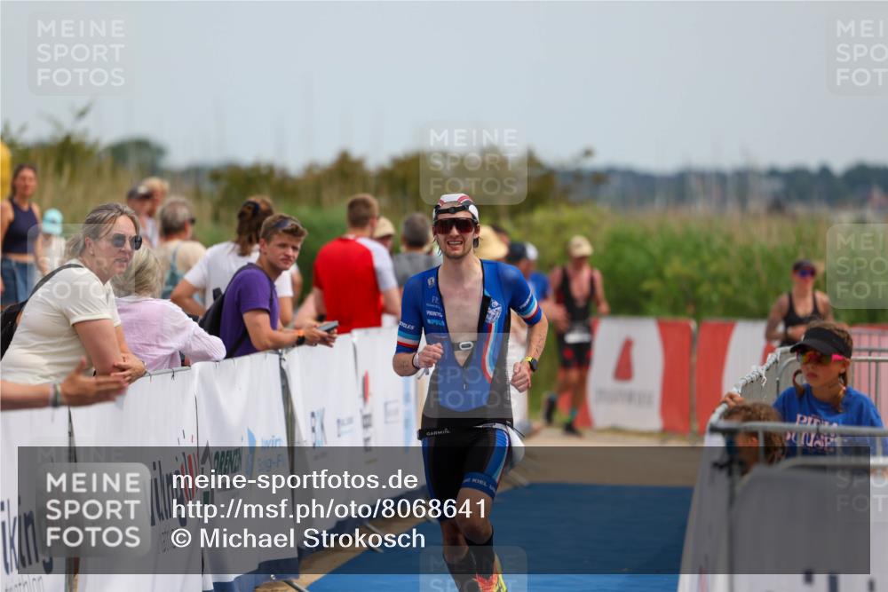 22.06.2025 - Viking Triathlon Michael Strokosch http://msf.ph/oto/8068641 22.06.2025 14:29:29 Ziel 286 meine-sportfotos.de