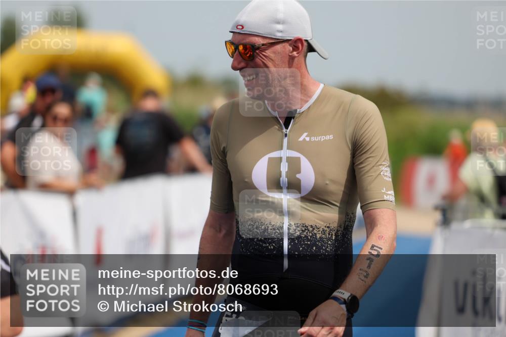 22.06.2025 - Viking Triathlon Michael Strokosch http://msf.ph/oto/8068693 22.06.2025 15:10:41 Ziel 518, 660 meine-sportfotos.de